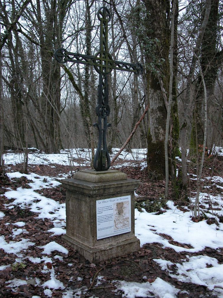 Croix monumentale dite croix de l'ancienne église