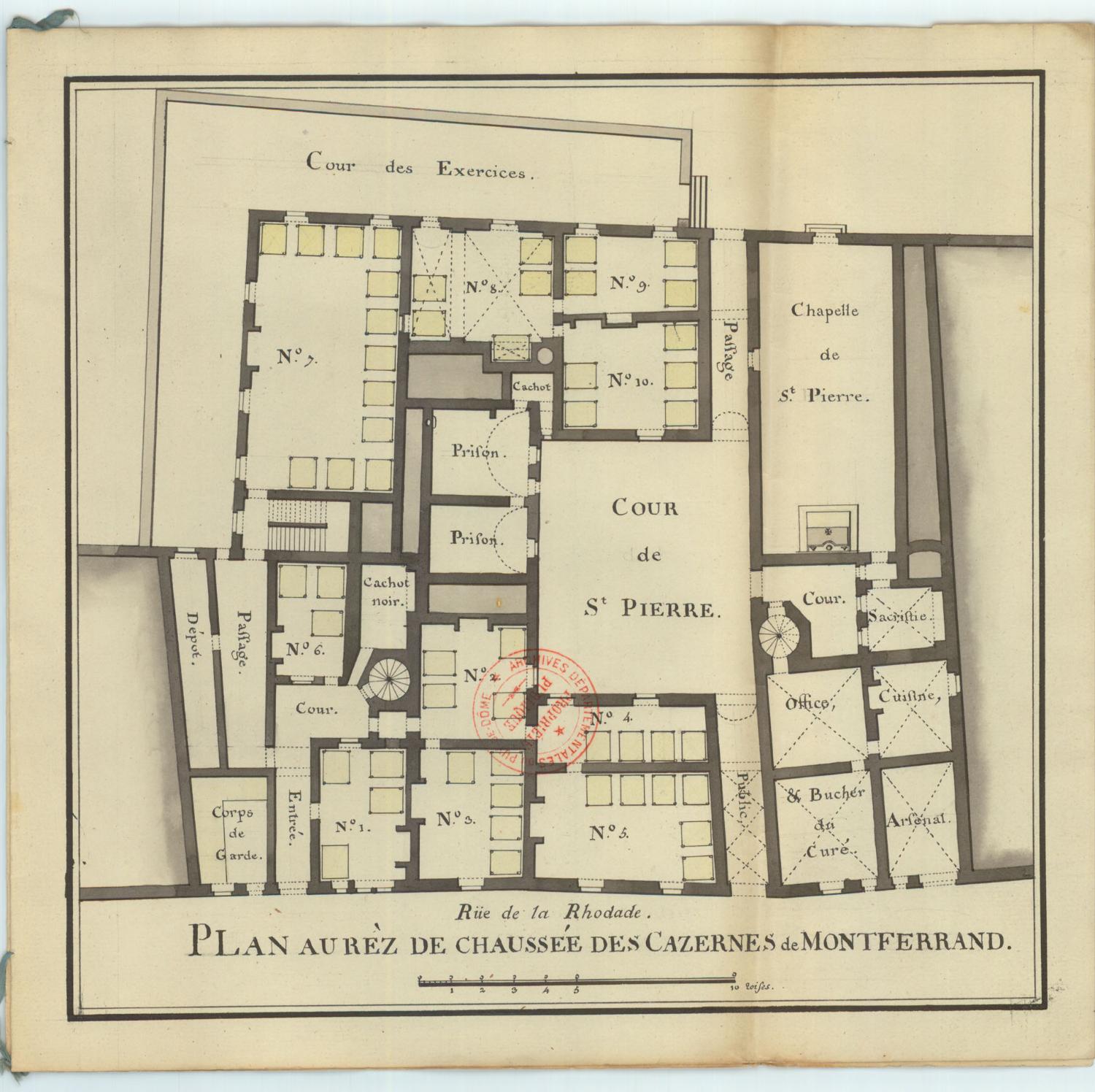 Bailliage, puis maison de ville ; ensemble de maisons, puis collège de jésuites de Montferrand, puis immeuble Saint-Pierre et maisons, actuellement immeuble et maisons