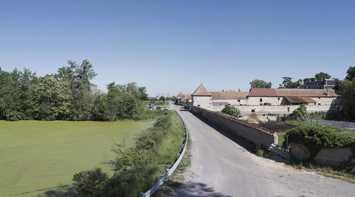 Communs du château de Magneux-Haute-Rive