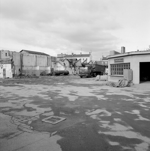 Usine de parapluies et cannes dite manufacture d'articles métalliques pour parapluie et ombrelles Bailly-Comte