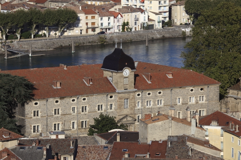 Collège royal puis collège de jésuites dit collège de Tournon, puis école royale militaire, école centrale, collège communal, collège royal, lycée impérial, lycée de garçons, actuellement lycée Gabriel-Faure