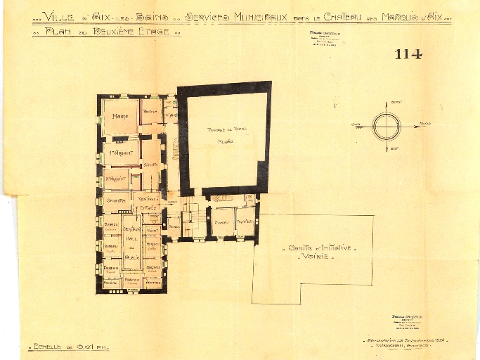 Château fort, puis château, actuellement hôtel de ville