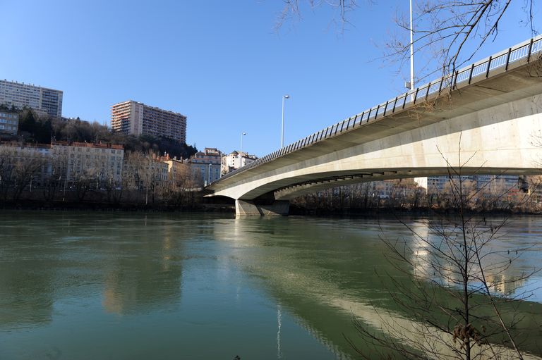 Pont routier Winston-Churchill