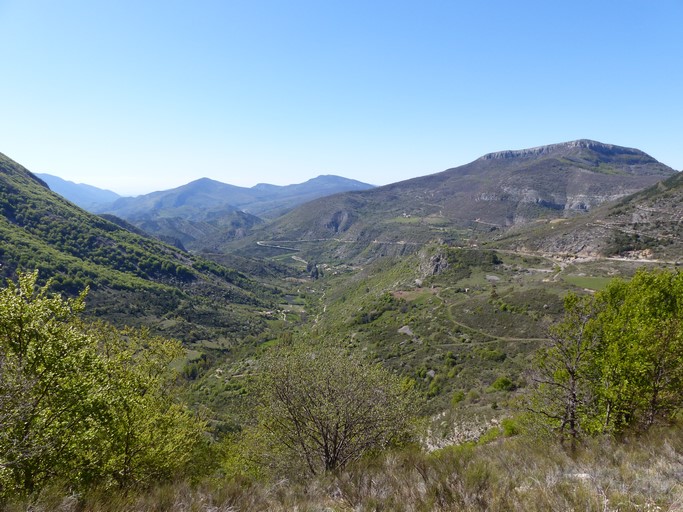 Présentation de l'opération d'inventaire du patrimoine du Parc naturel régional des Baronnies provençales : phase 1, commune de Barret-de-Lioure