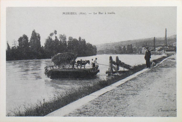 Bac à traille de Miribel (disparu)