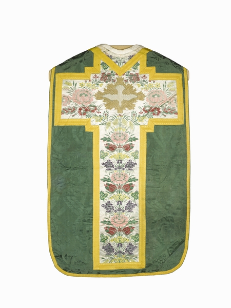 chasuble : ornement vert n°3