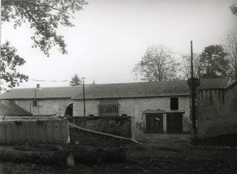 Communs et ferme de la demeure, puis école d'agriculture