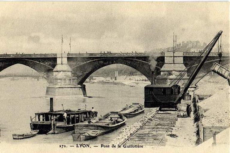 Pont de la Guillotière 2