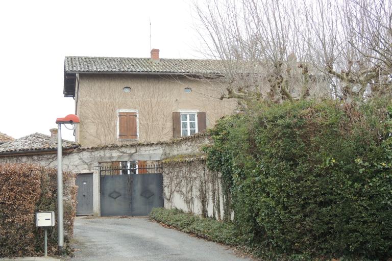 Ancienne école de filles, actuellement maison