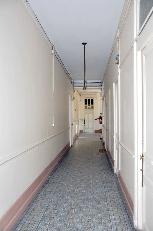 Hôtel de voyageurs, Hôtel Excelsior, actuellement immeuble, dit Résidence Beauregard