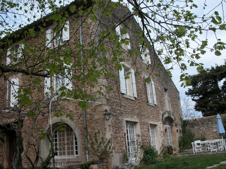 moulin à blé : moulin de l'Aulière, puis atelier mécanique, actuellement gîtes