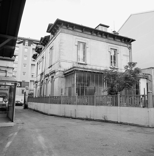 Entrepôt commercial dit entrepositaire et vins en gros Lignon (A) actuellement Usine de construction mécanique Syldos Auto Distribution