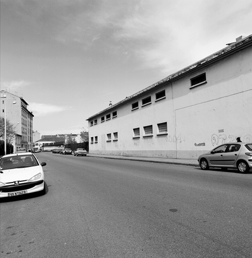 Usine de produits chimiques dite société chimique de Gerland et Usine de matériel électroménager dite Confort rationnel par l'électricité, puis Société Générale d'appareillage électrique actuellement la CIAPEM - Fagor-Brandt