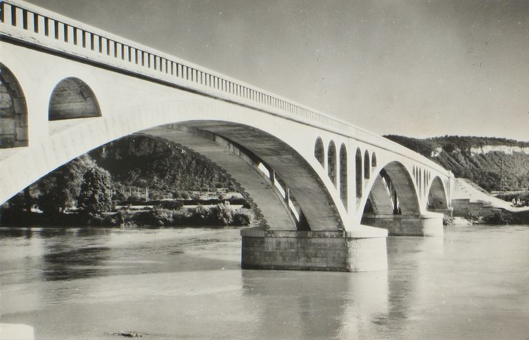 Pont routier de Lagnieu