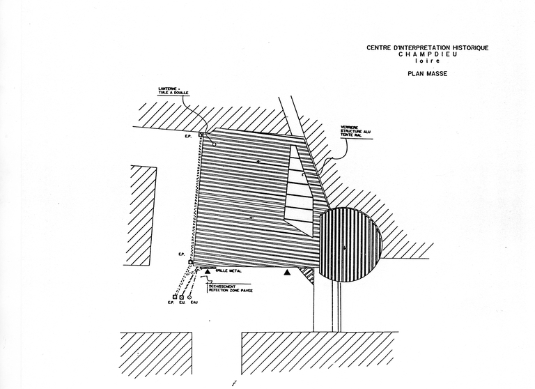 Porte de ville, dite porte de Bise, actuellement Centre d'interprétation de l'art roman en Forez