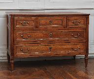 Commode n°1 : commode de style Louis XVI