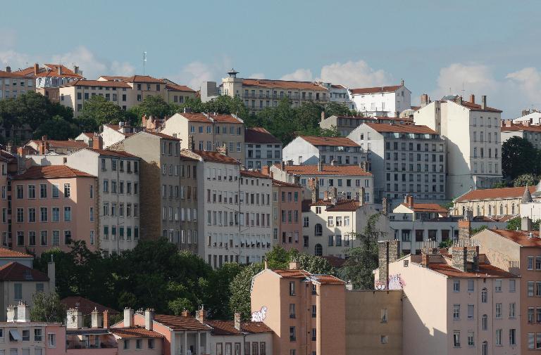 Domaine de la Tour-Pitrat, puis couvent et clinique Saint-François d'Assise, actuellement maison de retraite