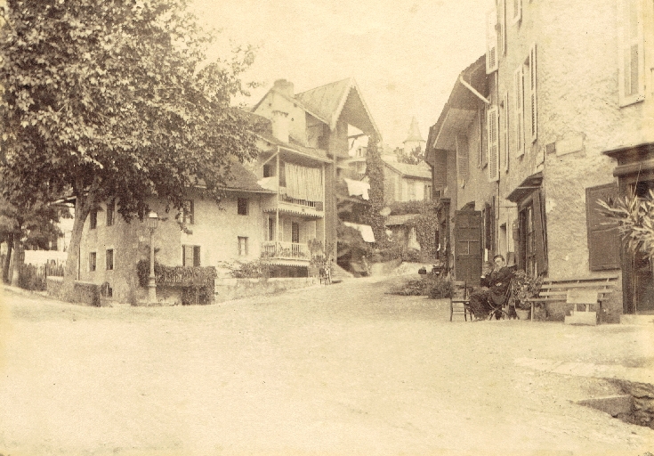 Maison, puis hôtel de voyageurs, annexe de l'hôtel-restaurant Le Petit Quinquin, actuellement annexe de l'hôtel de la Grotte