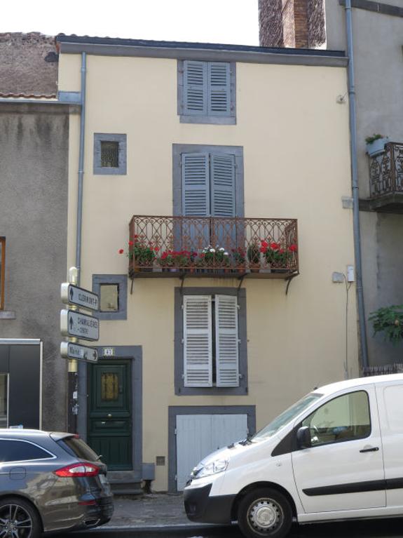 Type "en hauteur" sans escalier extérieur (Chamalières, 47 avenue de Royat)