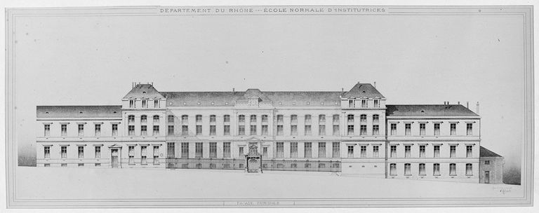 École normale d'institutrices, puis institut de formation des maîtres, actuellement collège