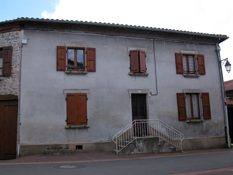 Maison, école primaire de fille (de soeurs de Saint-Joseph), actuellement maison