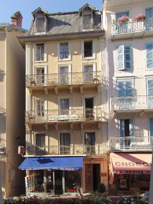 Immeuble, puis hôtel de voyageurs dit Hôtel de France, actuellement immeuble