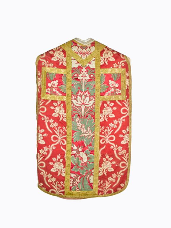 chasuble, étole, voile de calice, bourse de corporal : ornement rouge