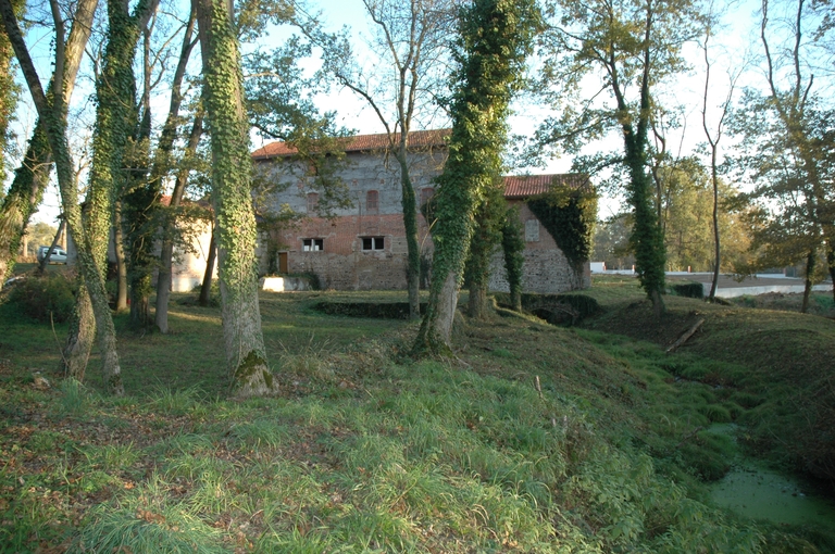 Ferme, moulin puis minoterie Moutot et scierie Gatier