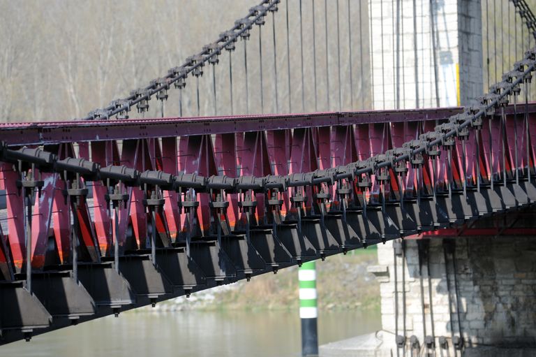 Pont routier de Chasse