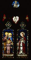 Verrière : Sainte Famille, sainte Catherine, sainte Véronique, moines (baie 4), verrière à personnages