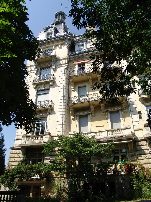 Hôtel de voyageurs, Hôtel Excelsior, actuellement immeuble, dit Résidence Beauregard