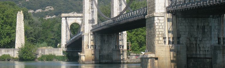 Vue panoramique, en amont du pont du Robinet (depuis la rive gauche)