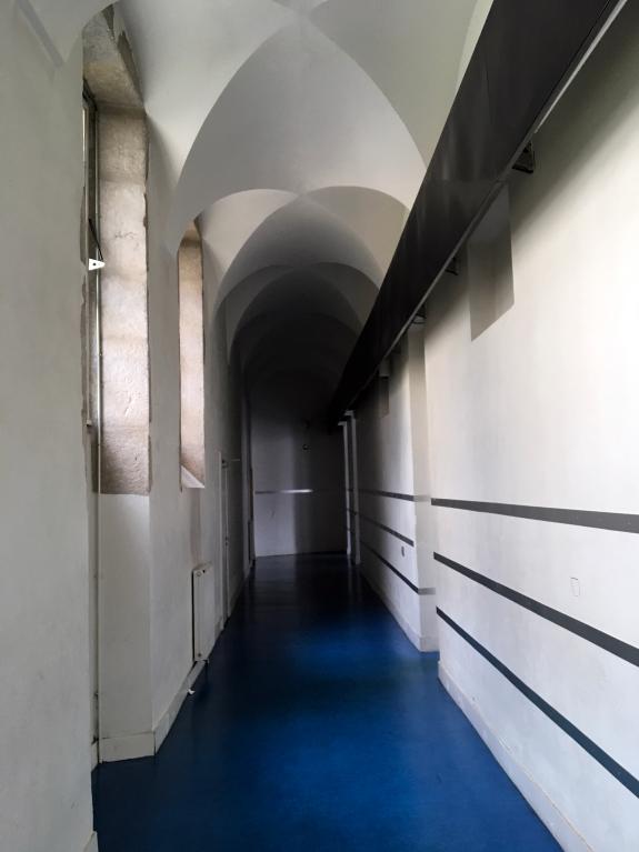 Collège de jésuites, dit Royal-Dauphin, puis école centrale, lycée, collège royal, lycée de garçons puis lycée de jeunes filles, actuellement cité scolaire Stendhal