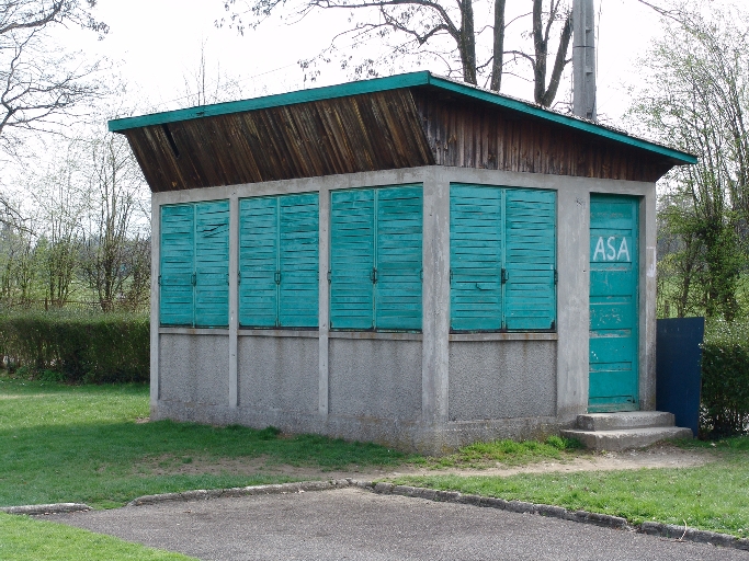 Stade d'athlétisme ; Parc des sports Aga Khan ; Stade municipal