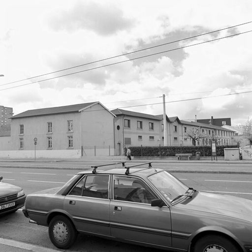 Usine de matériel électrique industriel Grammont dite Ateliers de Lyon et du Dauphiné puis le matériel électrique S.W. Schneider-Westinghouse actuellement Jeumont-Schneider