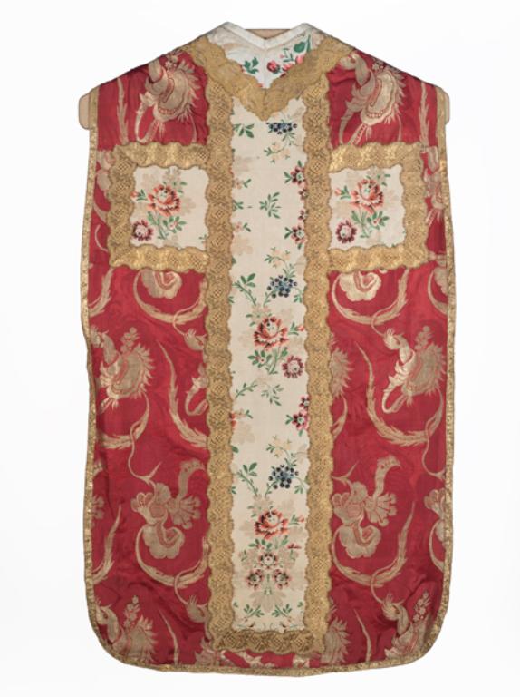 chasuble, étole, manipule, voile de calice : ornement rouge