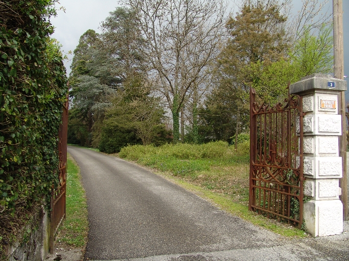 Maison et ferme, domaine de la Bergerie, puis villa Stanley-Rendall