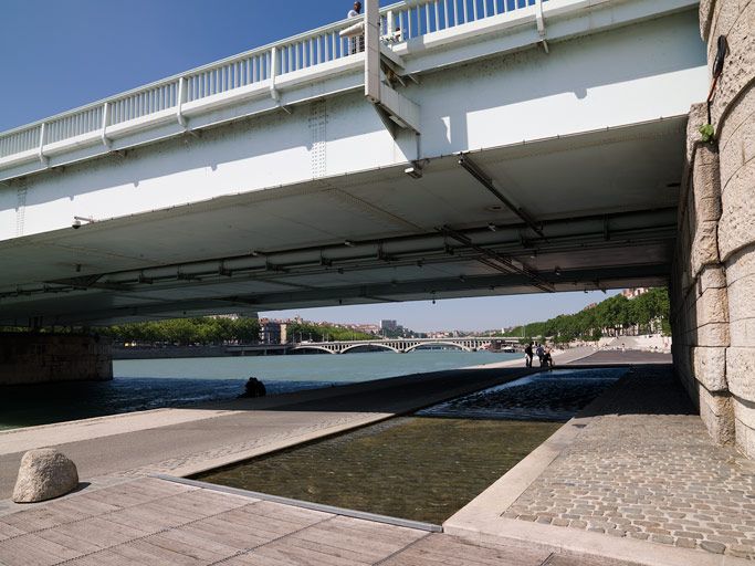 Pont de la Guillotière 3