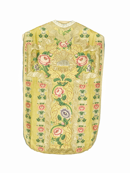 chasuble : ornement doré n°1