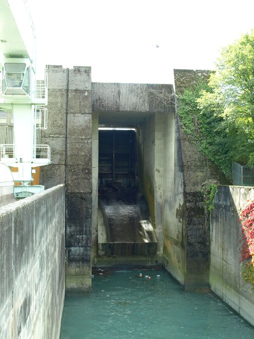 Centrale hydroélectrique de Brégnier-Cordon, pont routier