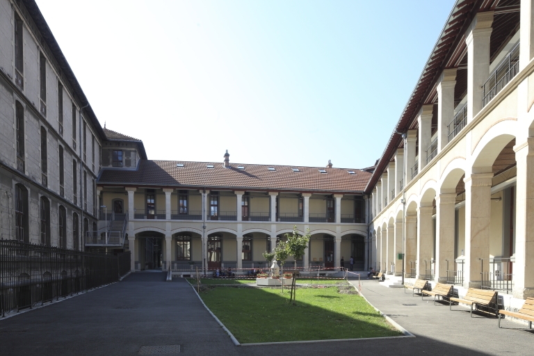 Lycée de garçons, actuellement lycée Champollion