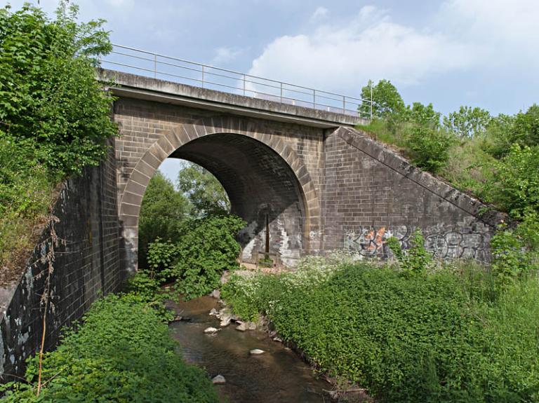 Ligne (Paris) - Villeneuve-sur-Allier - Clermont-Ferrand (par Gannat)