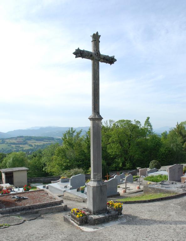 Croix de cimetière (croix de mission)