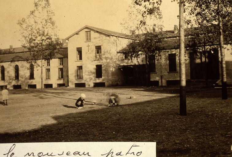 École professionnelle, atelier