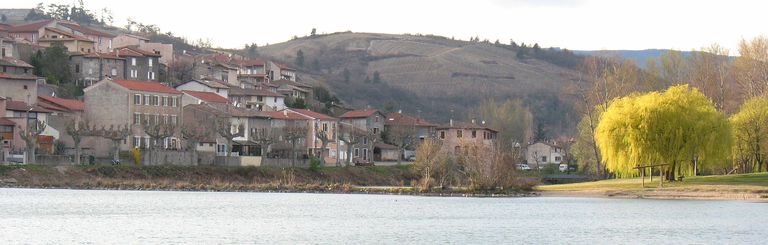 Digue, massif de coupure