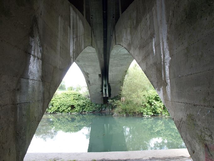 Pont routier d'Evieu