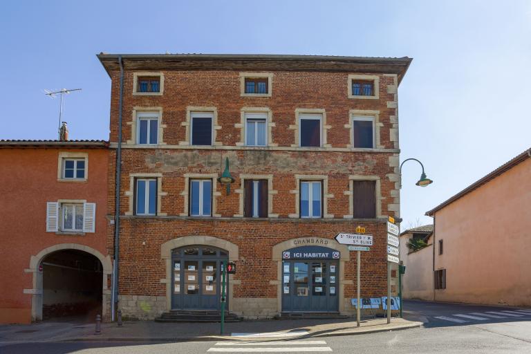 Auberge, actuellement immeuble de bureaux