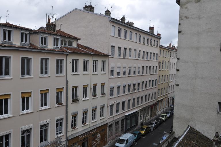 Immeuble-atelier, actuellement immeuble à logements