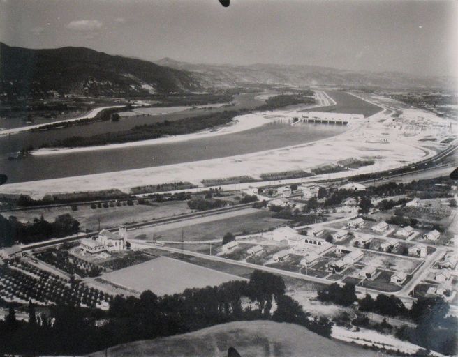 Centrale hydroélectrique Joseph Béthenod, écluse du Logis Neuf, pont routier