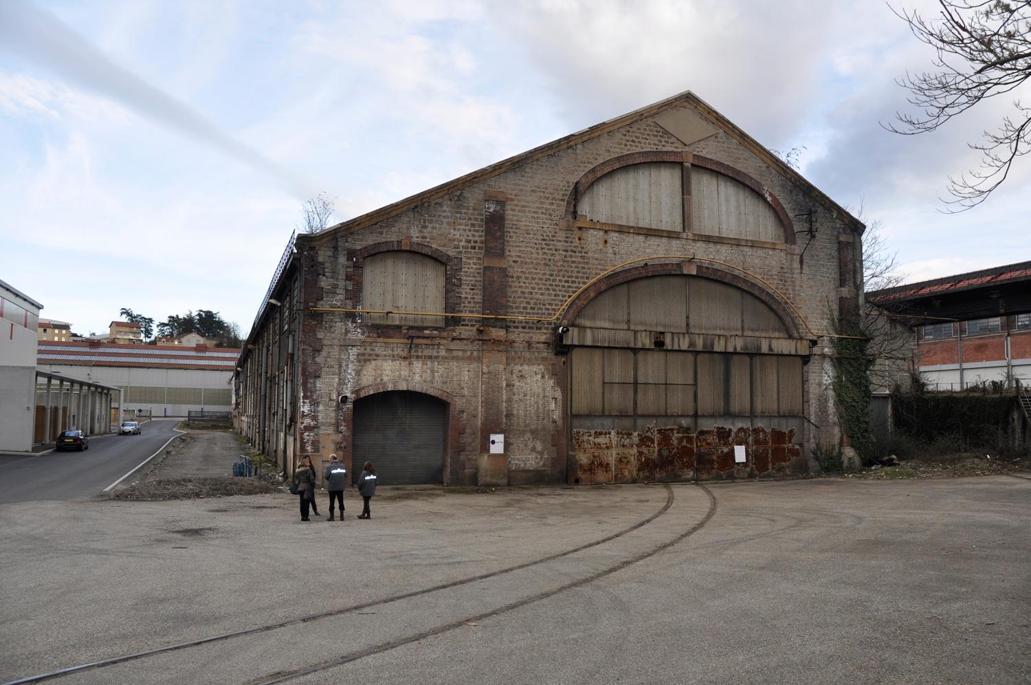 Compagnie des forges et aciéries de la marine et d'Homécourt puis Creusot-Loire puis GIAT-industries actuellement zone d'activité et projet Novaciéries